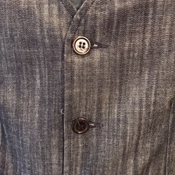 Escapism Casual Vest - Picture 7 of 17